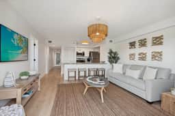 Serene Oceanfront Keys Condo - Image 2