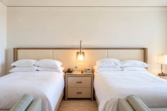 Ritz-Carlton | Spacious 7th Floor Studio - Image 3