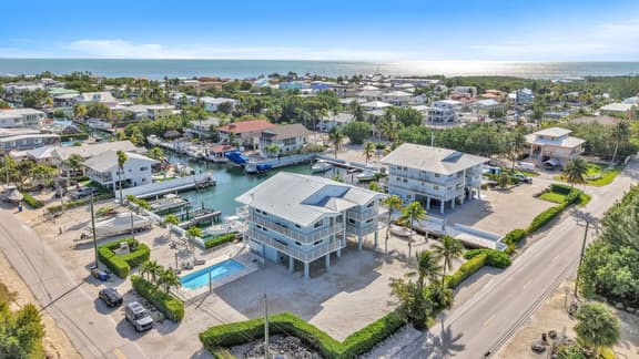 Key Largo Ocean Shore Villa 1 with pool & boat slip - Image 1